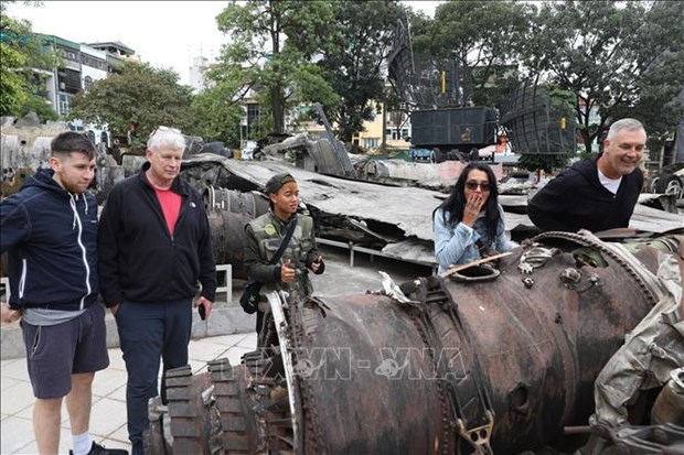 exhibition revives memory of victory against american aerial bombing picture 1 exhibition revives memory of victory against american aerial bombing picture 1
