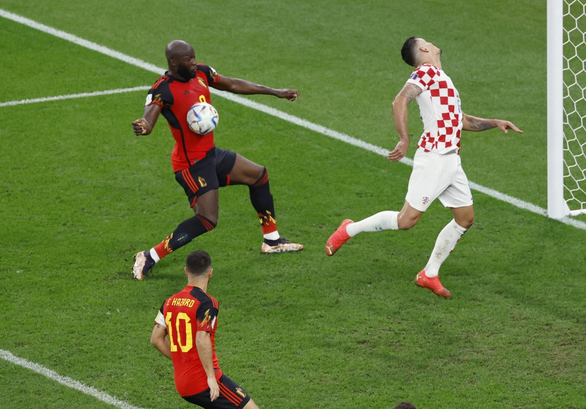 Lukaku vụng về khó tin, Bỉ chia tay World Cup 2022 ngay vòng bảng