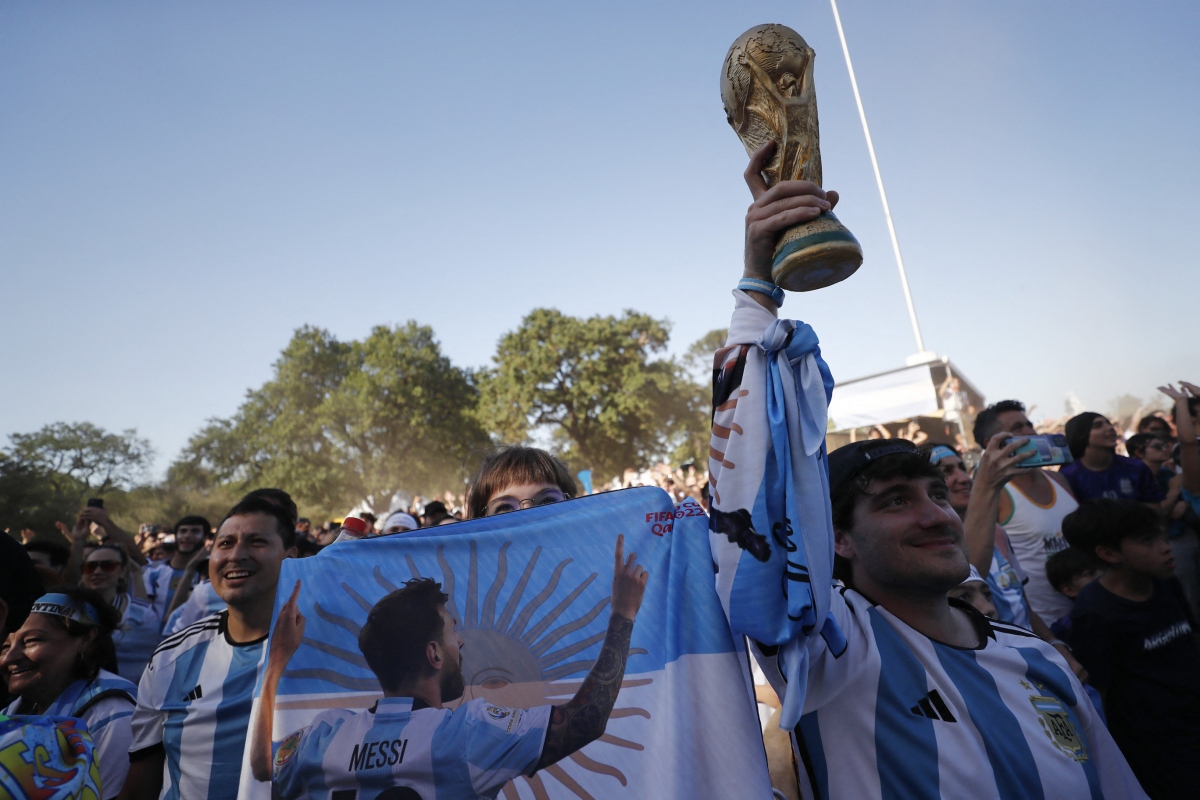 cDv argentina phu kin duong pho khi messi va dong doi vao chung ket world cup hinh anh 5