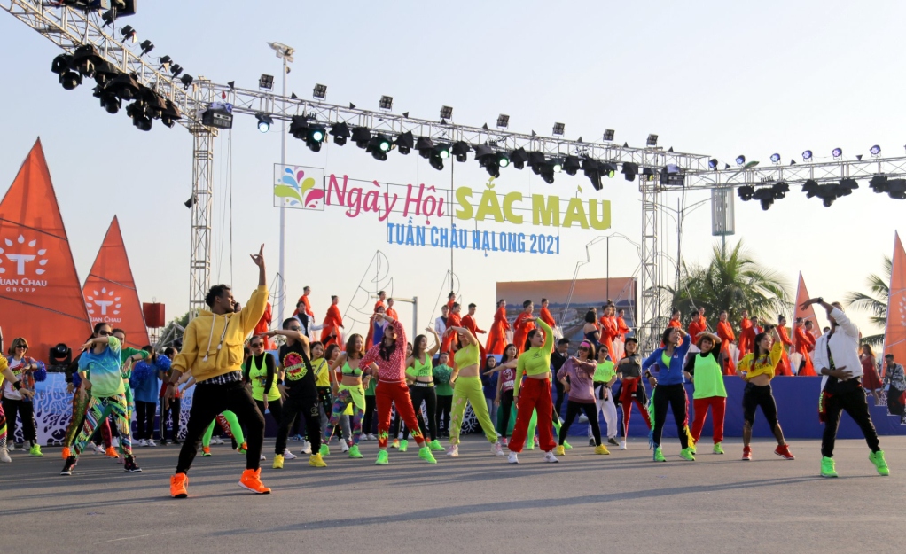 quang ninh hosts winter carnival 2022 picture 1