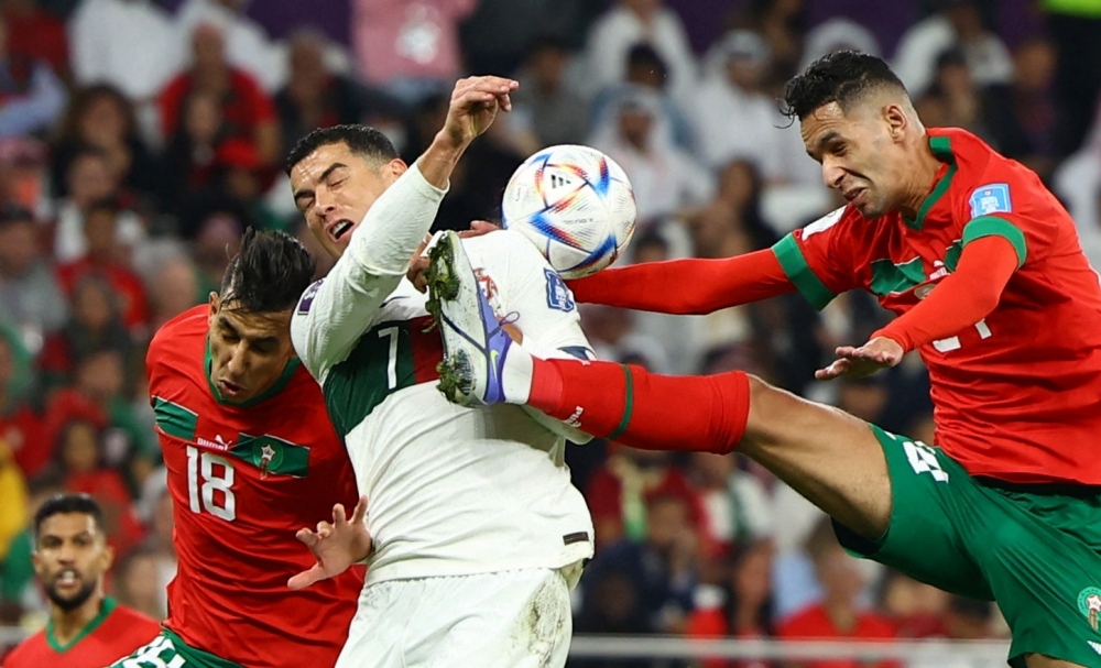 Tuyển Bồ Đào Nha dám để Ronaldo dự bị? | Bóng Đá