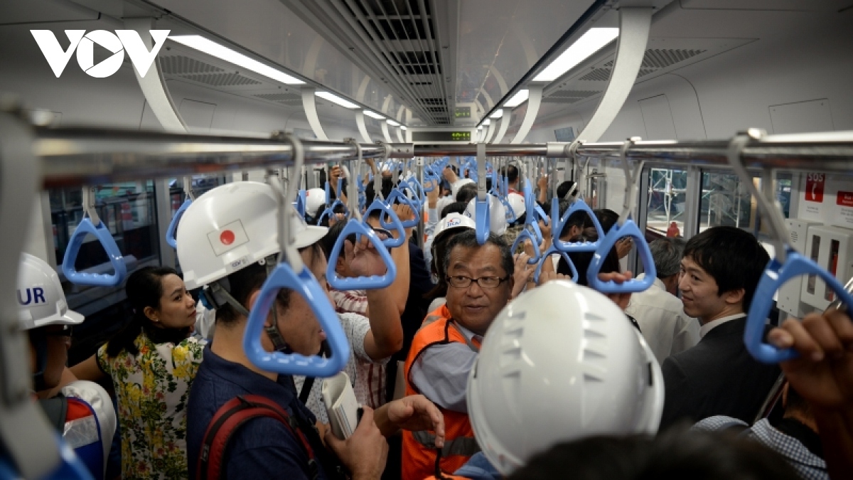 initial test run held on metro line in ho chi minh city picture 2