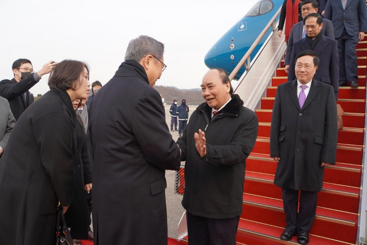 state president warmly welcomed in seoul on rok visit picture 1