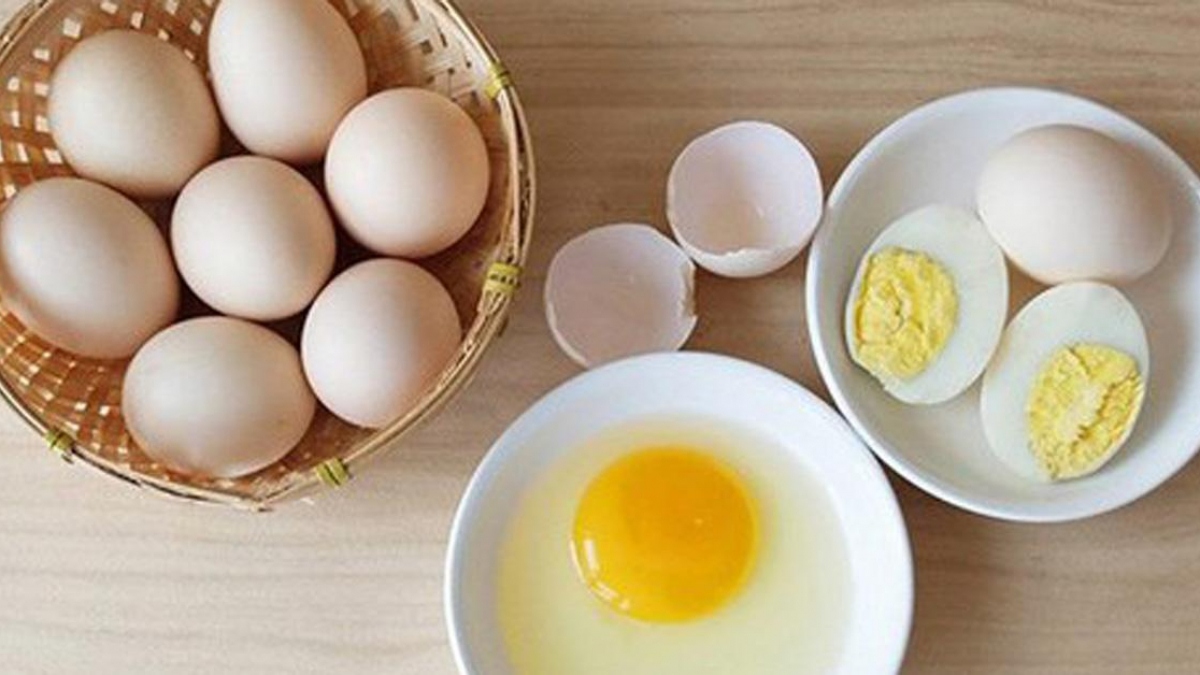 Tại sao bạn nên ăn trứng luộc?
