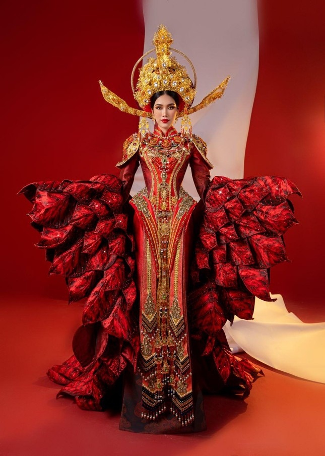 vietnam unveils national costume for miss international 2022 picture 1