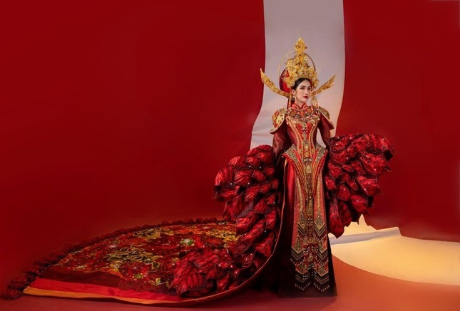 vietnam unveils national costume for miss international 2022 picture 2