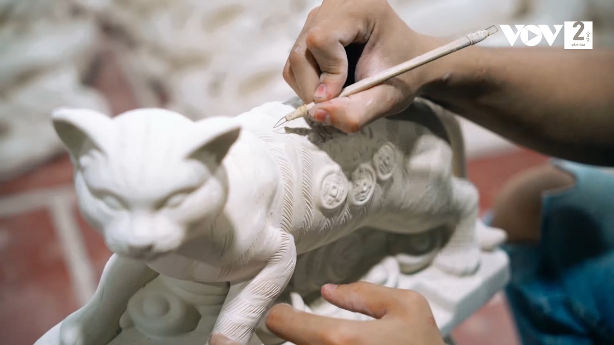 cat-shaped ceramics in bat trang village available ahead of tet picture 5 cat-shaped ceramics in bat trang village available ahead of tet picture 5
