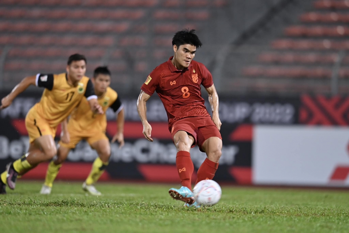 phung phi nhieu co hoi, thai lan van thang dam brunei ngay ra quan aff cup 2022 hinh anh 1