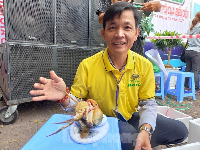 crab race excites crowds in ca mau province picture 1