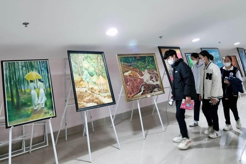 eight da lat flower festivals re-enacted through photo exhibition picture 4