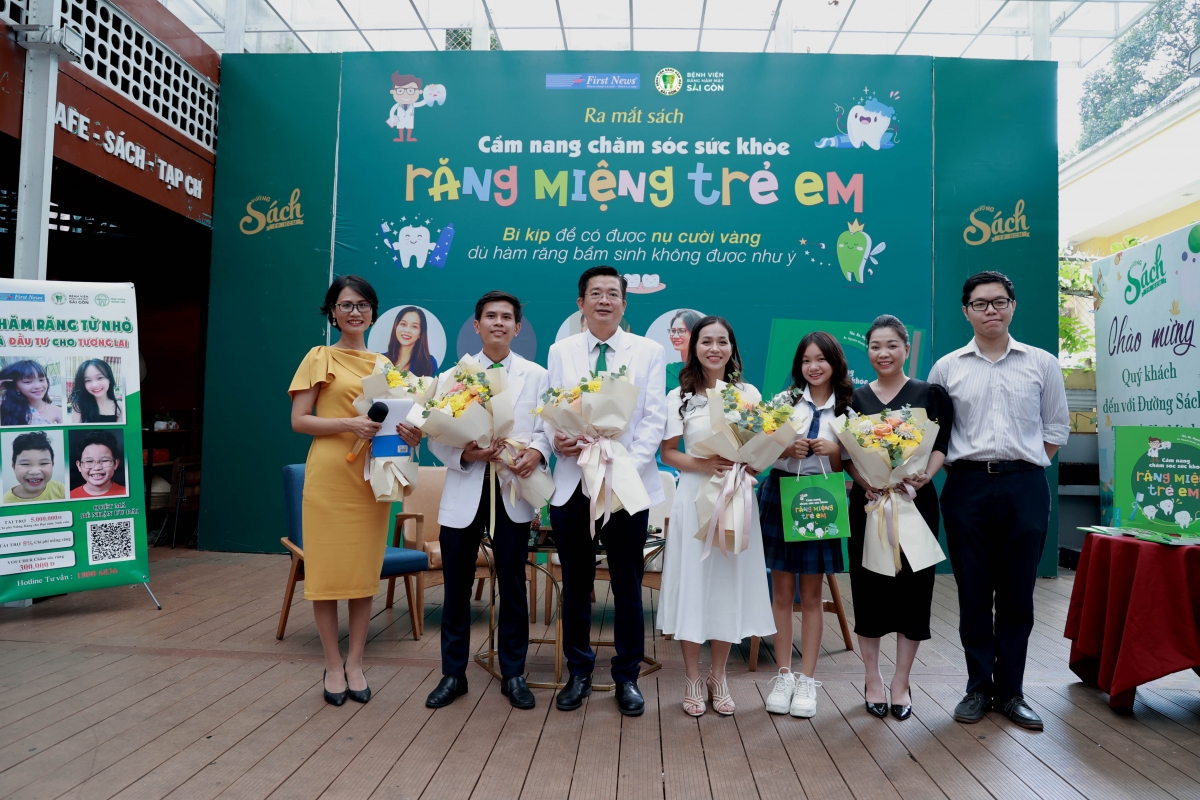 bác sĩ nha khoa ra mắt cẩm nang về chăm sóc sức khỏe răng miệng trẻ em hình ảnh 3 bac si nha khoa ra mat cam nang ve cham soc suc khoe rang mieng tre em hinh anh 3