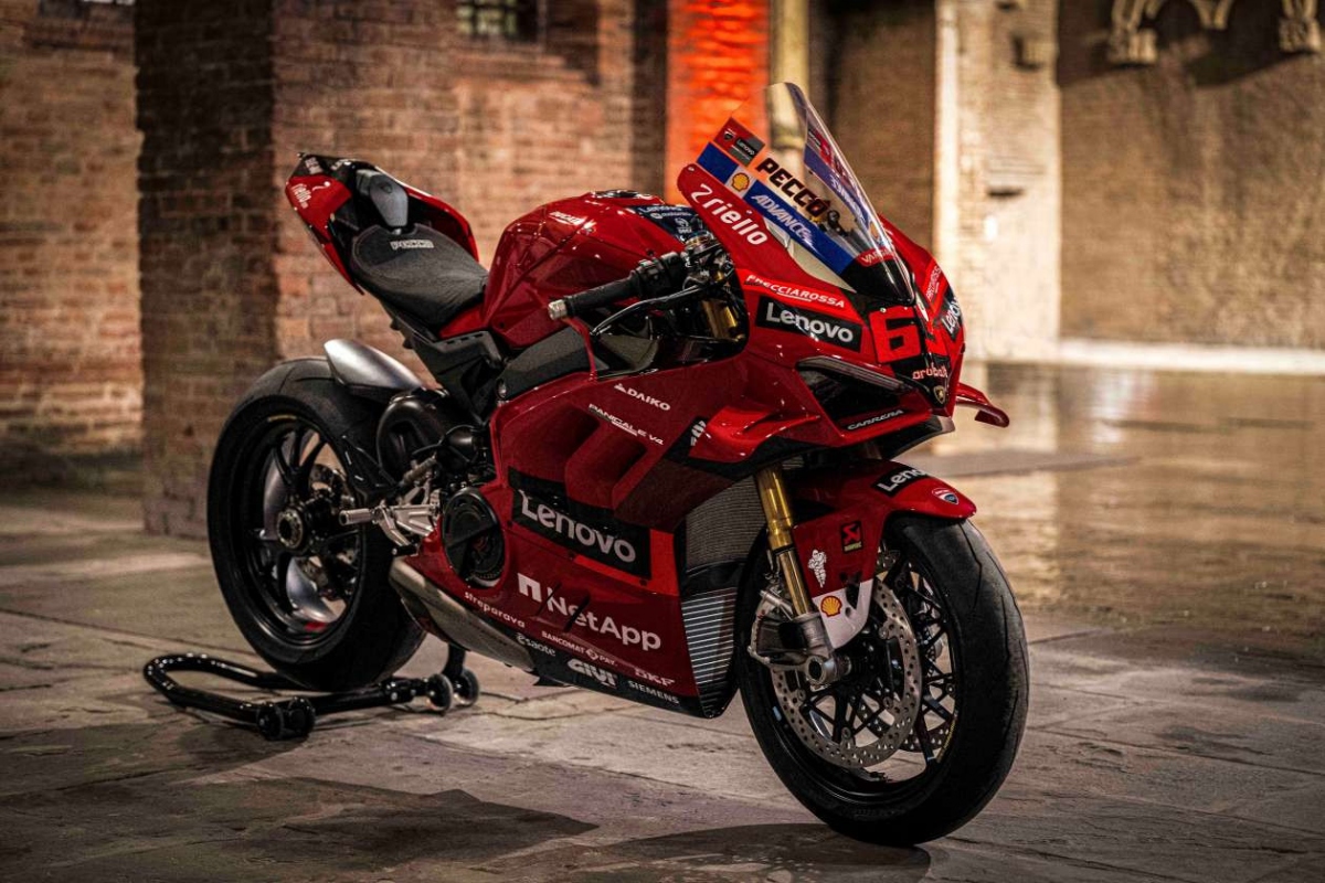 Ducati Panigale V4 SP2 Mẫu sportbike siêu nhẹ mạnh đến 230 mã lực ra mắt