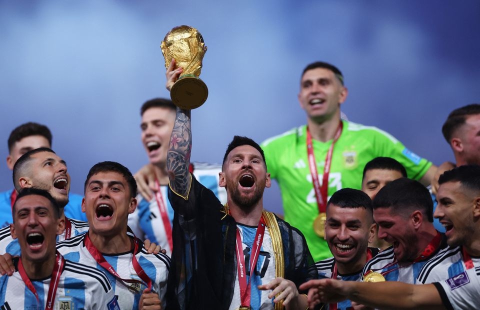 Người dân Argentina vỡ òa trong niềm vui vô địch World Cup 2022