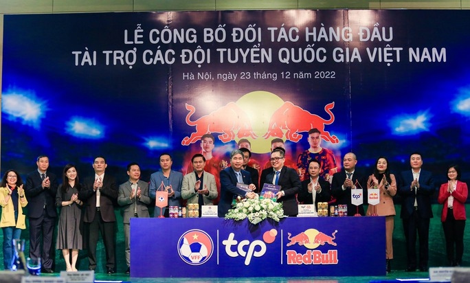 tcp vietnam company named as top sponsor of national football teams picture 1 tcp vietnam company named as top sponsor of national football teams picture 1