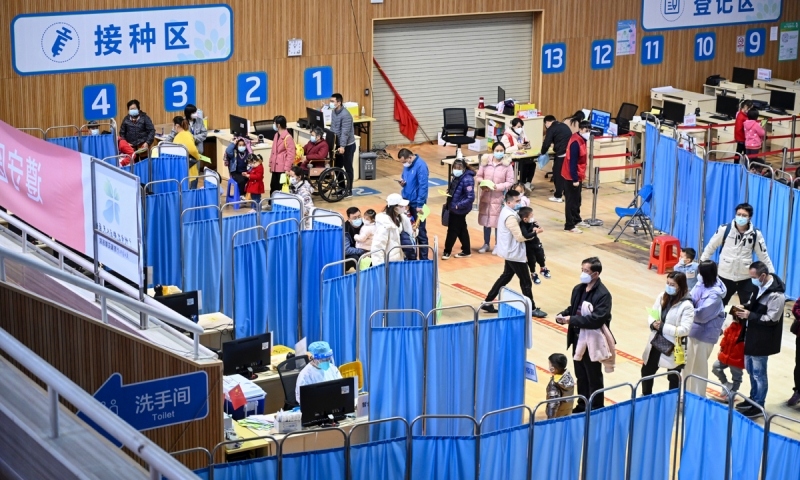 Trung Quốc công bố thêm 10 biện pháp nới lỏng, hướng tới sống chung với Covid-19