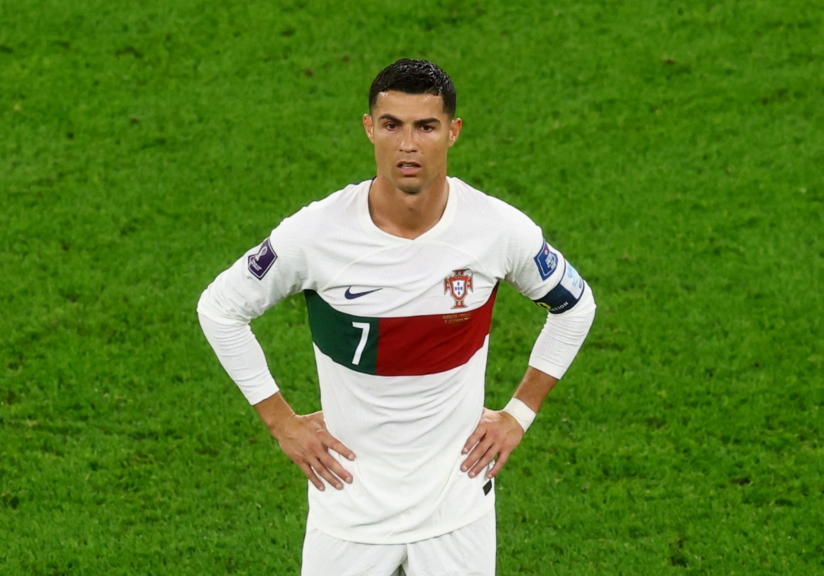 Cristiano Ronaldo đối mặt tương lai bất định sau thất bại ở World Cup 2022