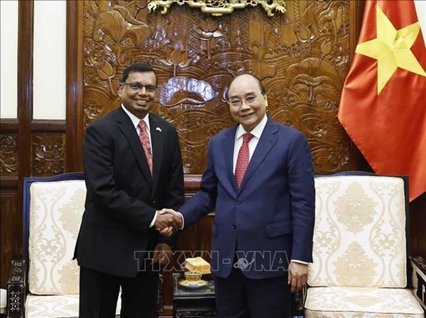 president receives outgoing ambassadors of sri lanka, cambodia picture 1