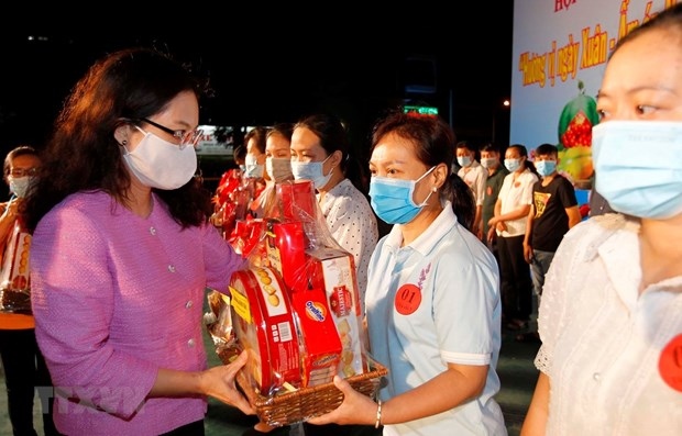 Cà Mau chi hơn 40 tỷ đồng chăm lo Tết cho người nghèo, người có công