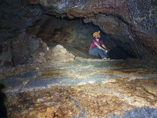 new passage discovered in dak nong volcanic cave picture 1