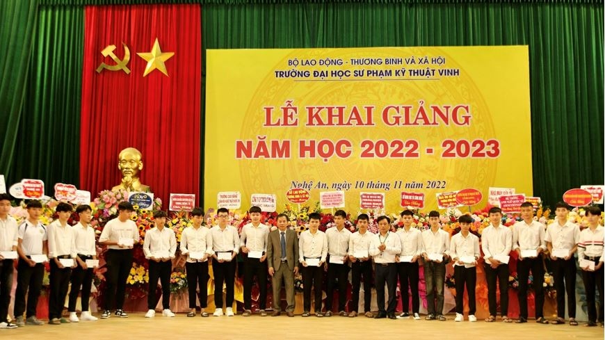 gan 4.000 sinh vien viet nam da duoc nhan hoc bong toyota hinh anh 2