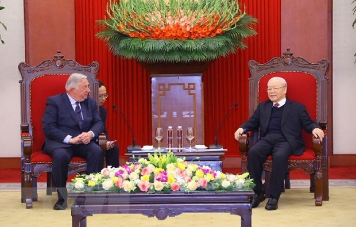 party leader pushes for stronger partnership between vietnam and france picture 1