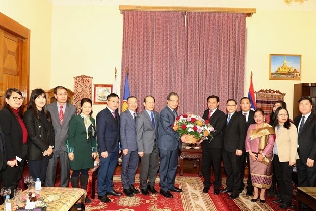 vietnamese embassy in moscow congratulates laos on national day picture 1