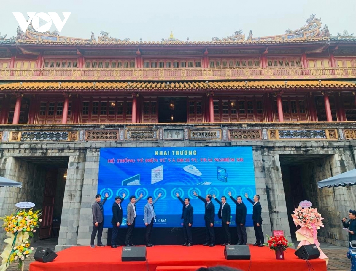 hue launches e-ticket service and virtual reality experience picture 1