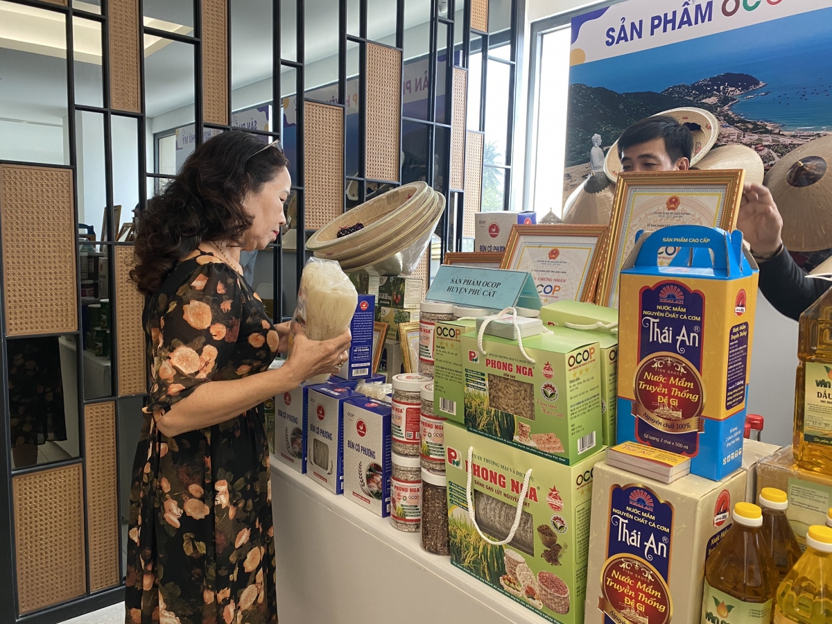 Bình Định quảng bá, kết nối sản phẩm OCOP gắn với phát triển du lịch