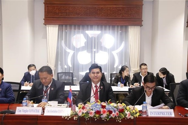 young parliamentarians of vietnam, laos reinforce cooperation picture 1