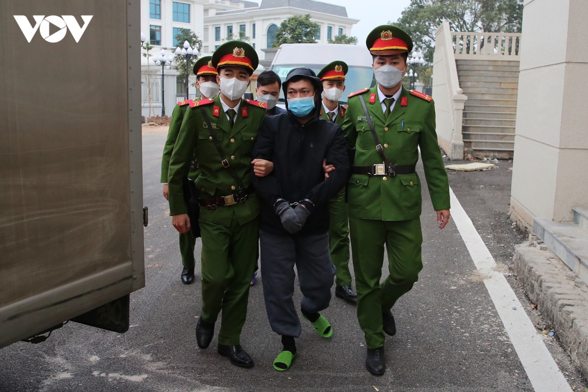 dan giai cac bi cao trong vu aic vao toa, 2 cuu lanh dao Dong nai suc khoe on dinh hinh anh 3