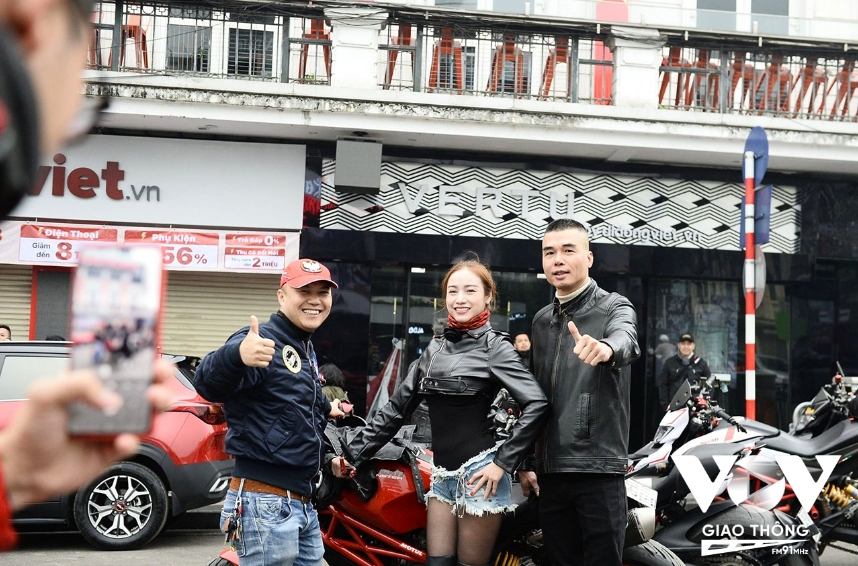 Duong pho ha noi tinh lang trong sang dau nam moi hinh anh 5