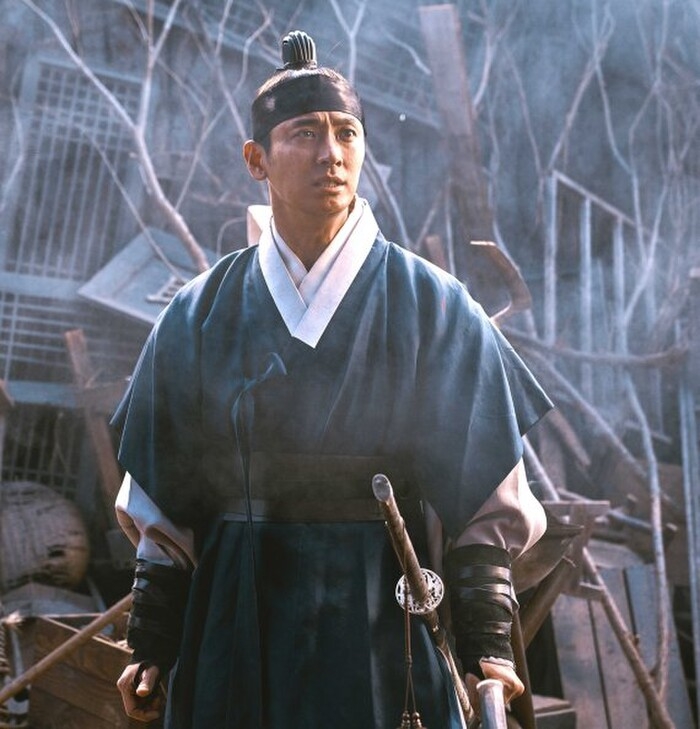 joo ji hoon tu chang thai tu van nguoi me toi quy ong lich lam cua man anh han hinh anh 4