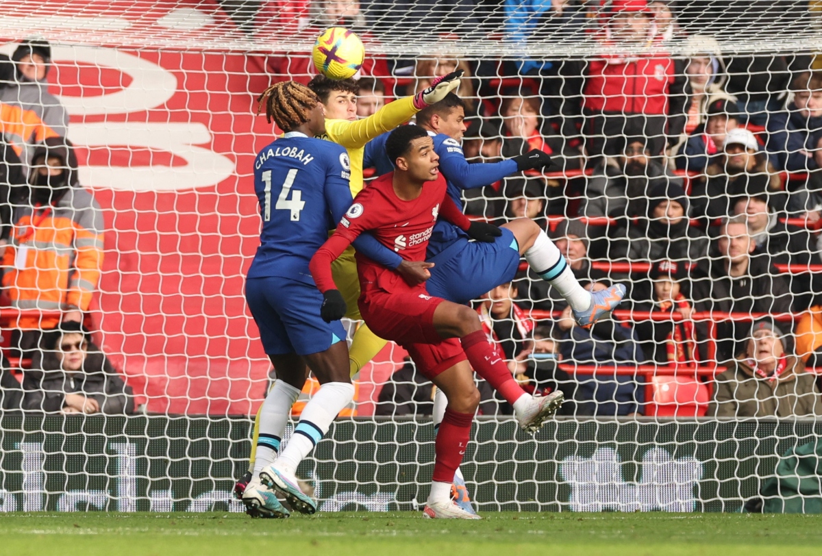 VAR từ chối bàn thắng, Chelsea chia điểm với Liverpool