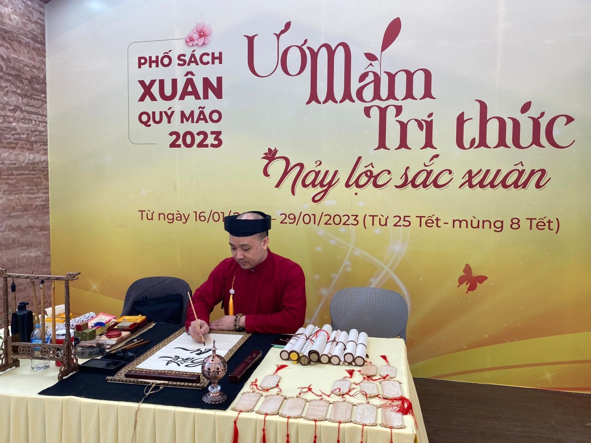 khai mac pho sach xuan quy mao 2023 voi nhieu chuong trinh hap dan hinh anh 2