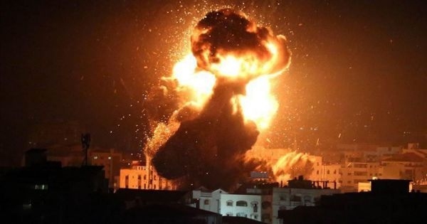 Israel không kích dải Gaza, đáp trả vụ phóng tên lửa vào lãnh thổ