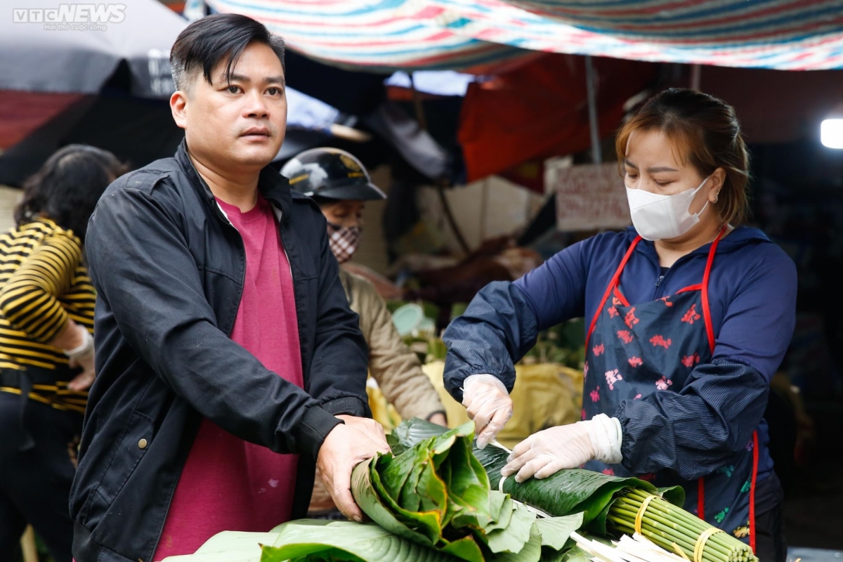 cho la dong lau doi nhat ha noi nhon nhip tu sang den toi hinh anh 5