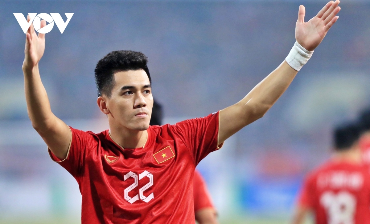 vn striker tien linh vies for asia s best footballer award 2022 picture 1