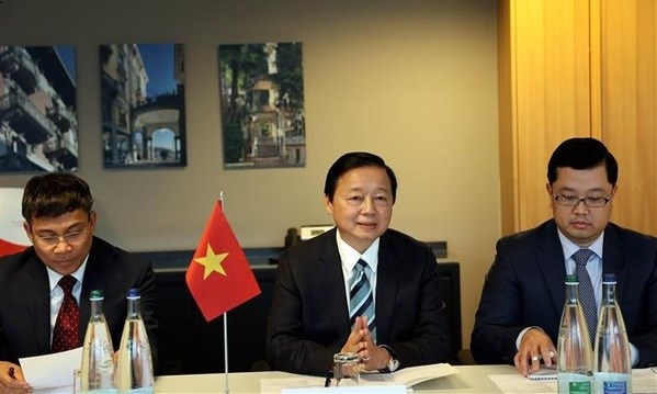 vietnam seeks to build ties in education and technology with switzerland picture 1