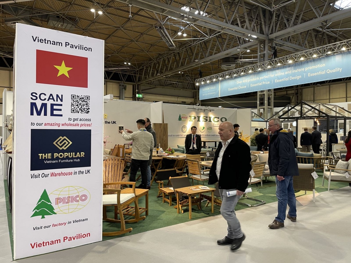 vietnam businesses attend january furniture show in uk picture 1