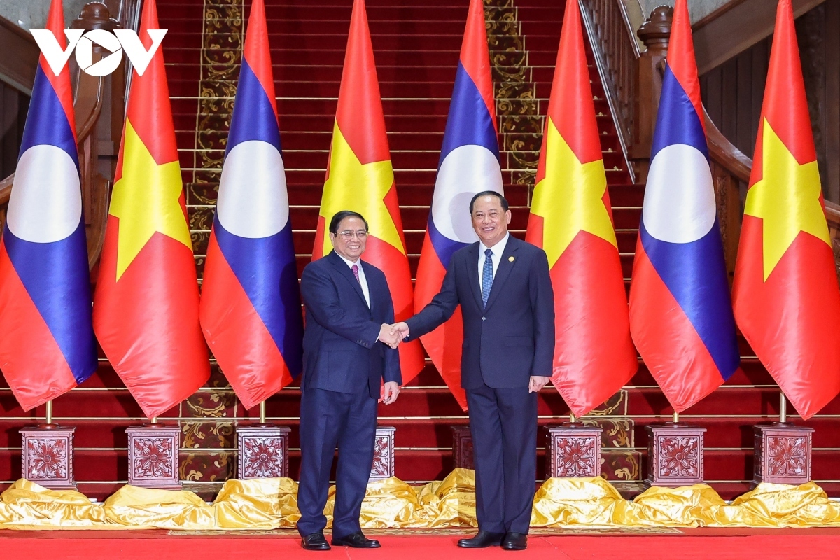 vietnam, laos determined to boost special solidarity and all-around cooperation picture 1