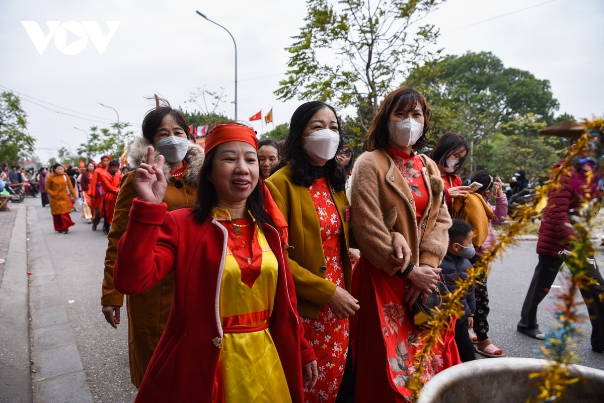 discovering pig slaughtering festival in vietnam picture 5