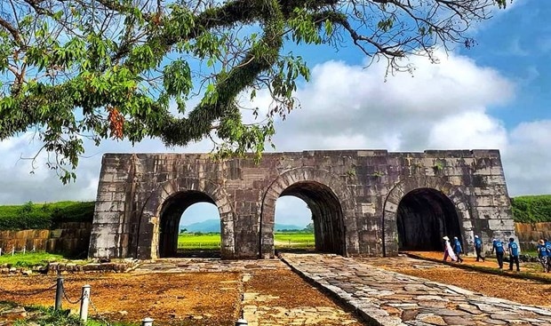 unesco representative values thanh hoa s efforts to study citadel of ho dynasty picture 1 unesco representative values thanh hoa s efforts to study citadel of ho dynasty picture 1