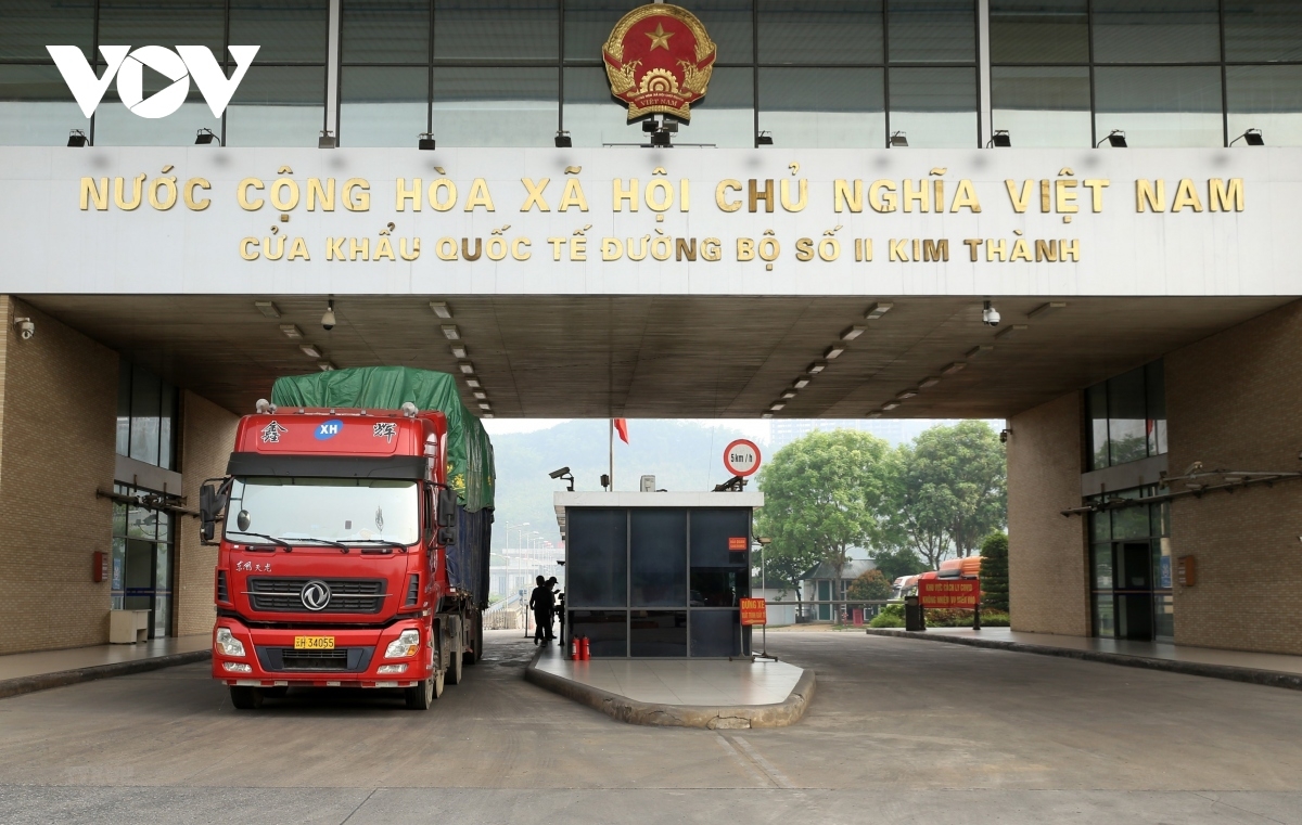 lao cai prepared to reopen border gates with china picture 1 lao cai prepared to reopen border gates with china picture 1