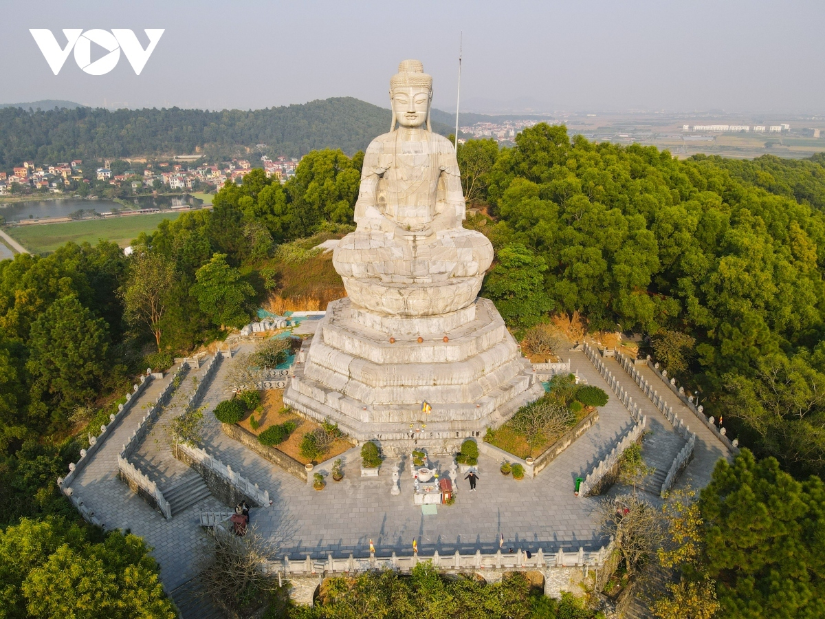 discovering thousand-year-old pagoda in northern vietnam picture 13