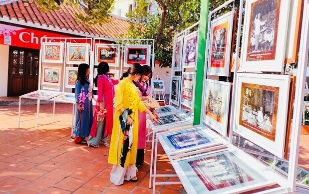 exhibition on party, president ho chi minh opens in binh thuan picture 1
