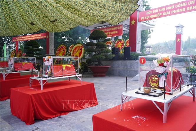 tay ninh reburies remains of martyrs repatriated from cambodia picture 1