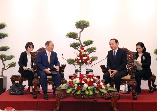 hcm city s top leader receives former pm of japan picture 1