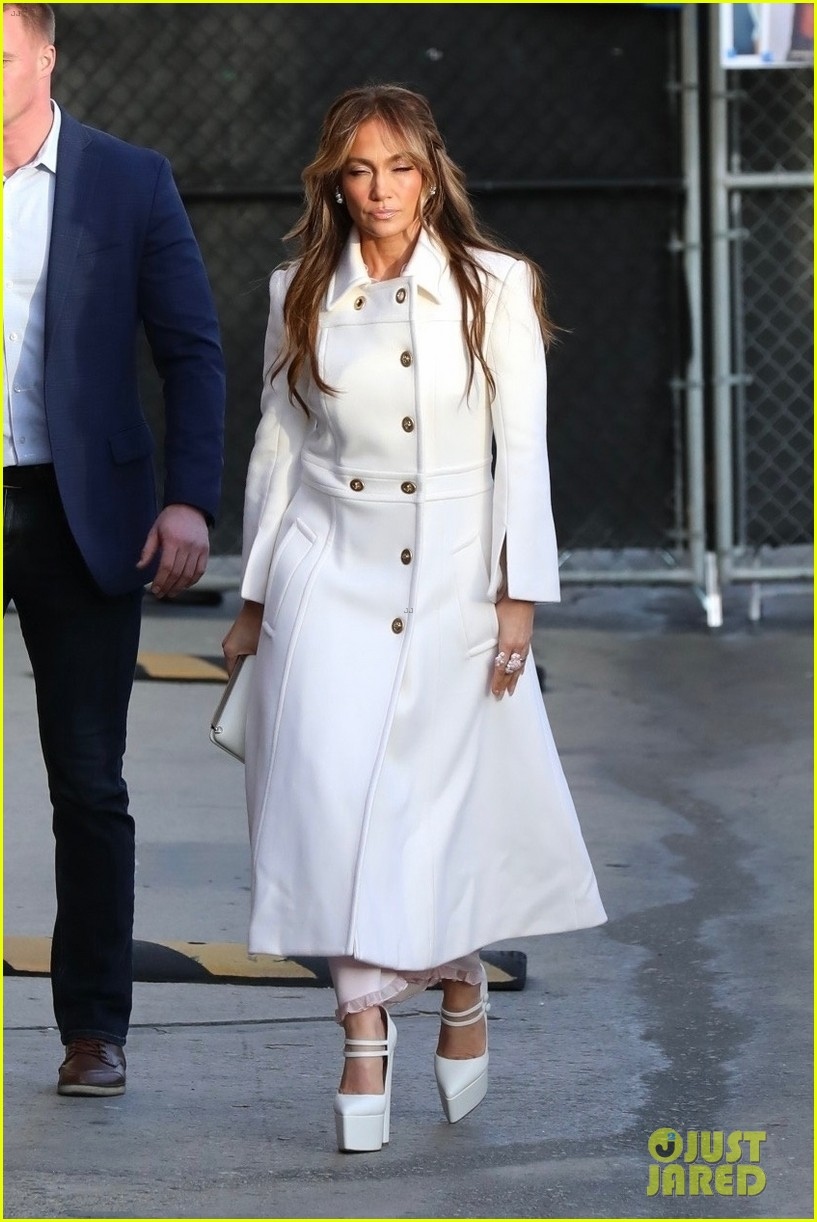 jennifer lopez thanh lịch đến trường quay hình ảnh 6 jennifer lopez thanh lich den truong quay hinh anh 6