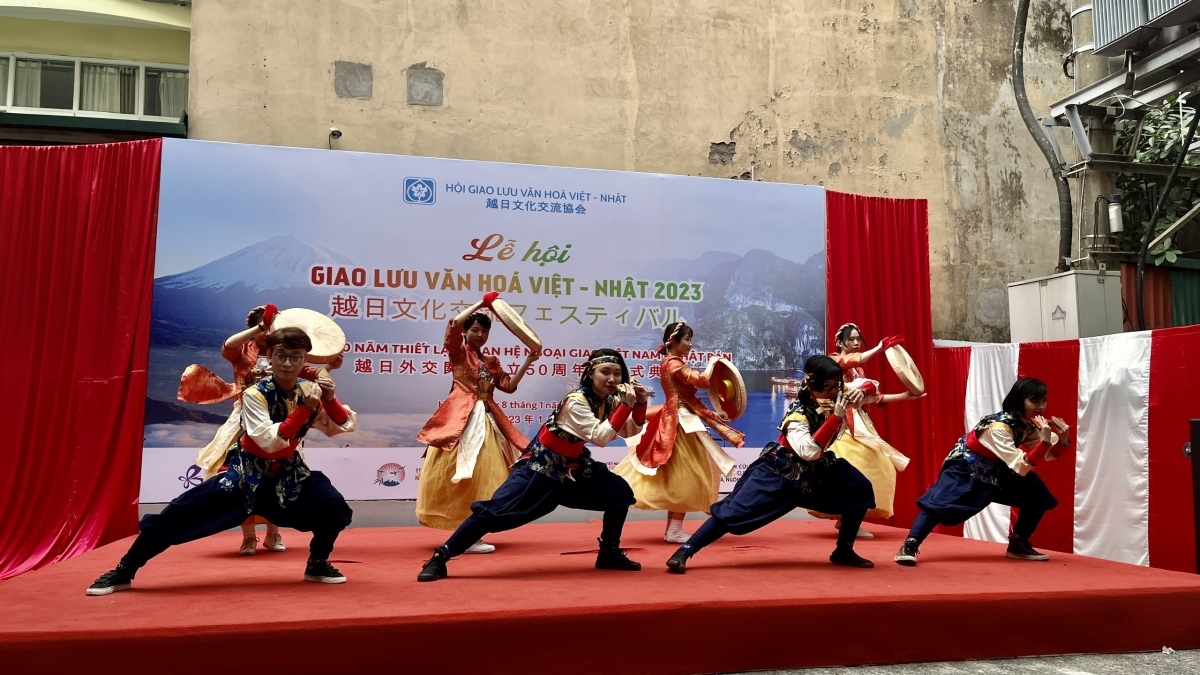 hanoi hosts vietnam - japan cultural exchange festival picture 3