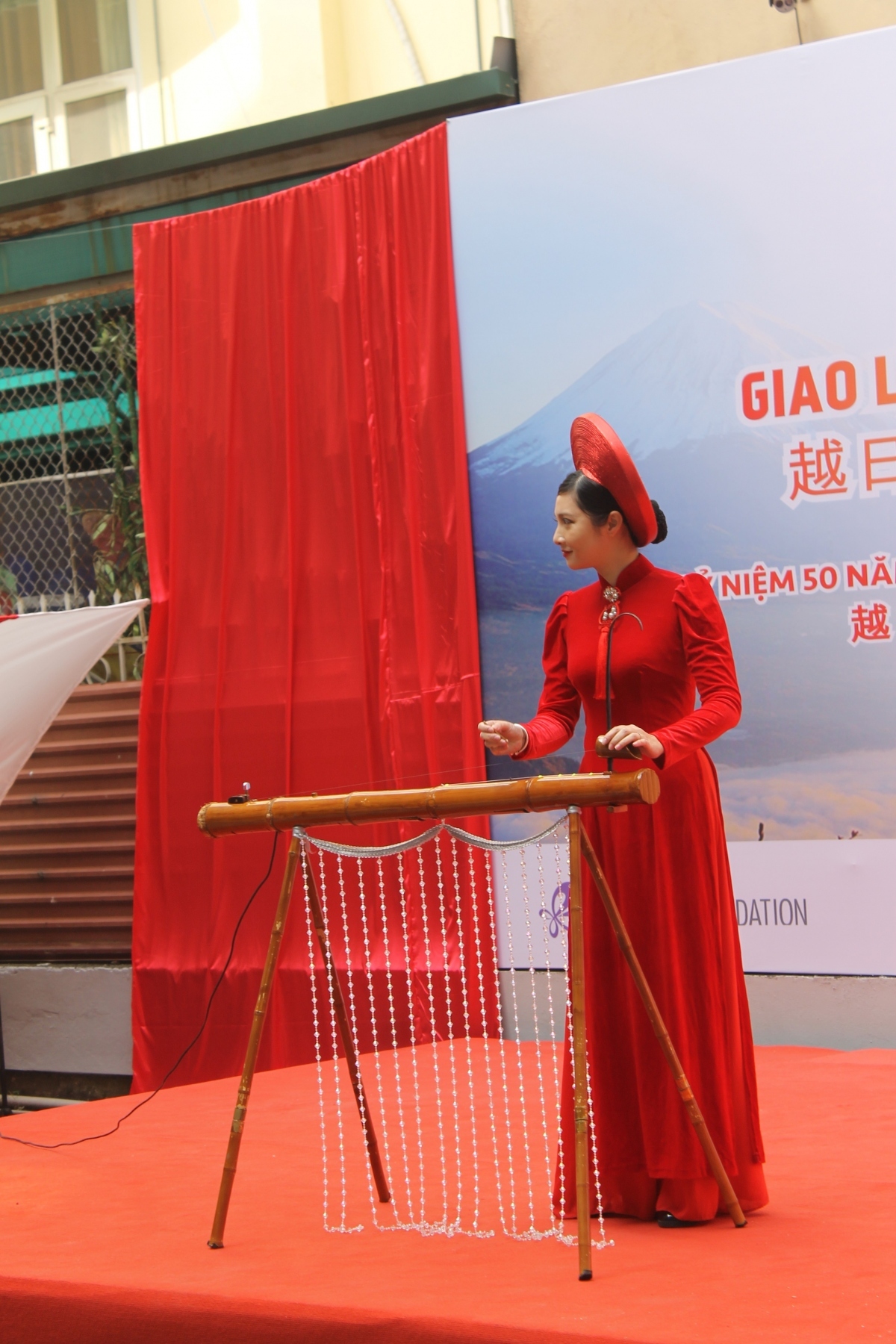 hanoi hosts vietnam - japan cultural exchange festival picture 7